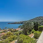 Tresor D Antheor- Bord De Saint-Raphaël