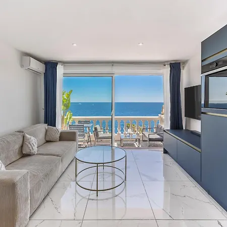 Trésor D Antheor- Bord De * Saint-Raphaël