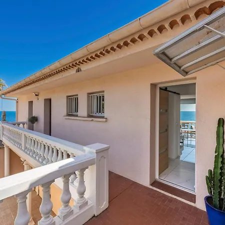 Tresor D Antheor- Bord De Apartment *