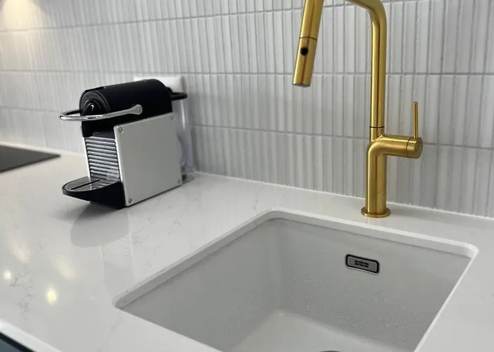 Tresor D Antheor- Bord De * Saint-Raphaël