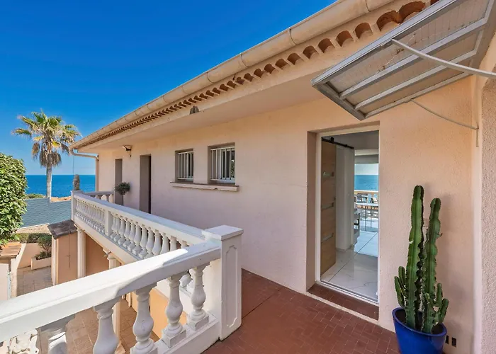 Tresor D Antheor- Bord De Lägenhet *