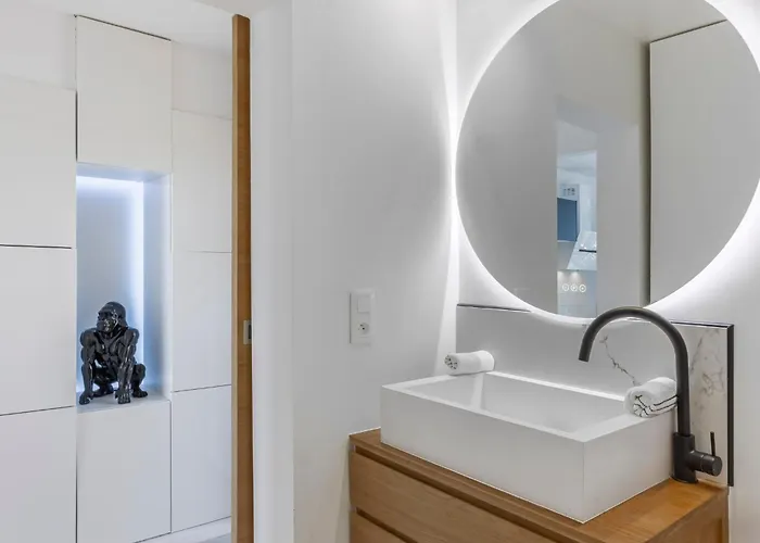 Tresor D Antheor- Bord De Apartment